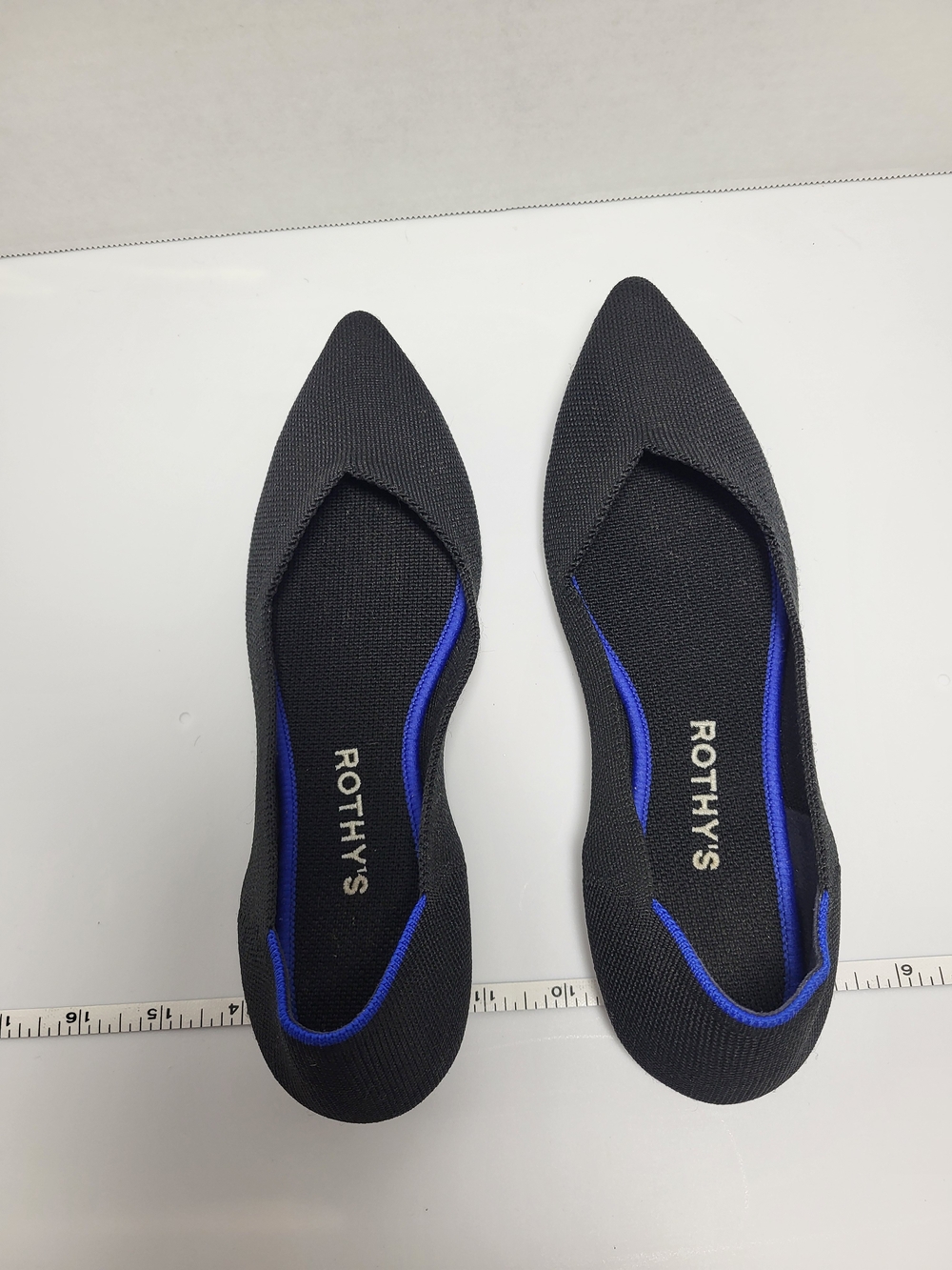 Women's The Rothy's Black Pointed Knit Flats with Blue Trim Size 7